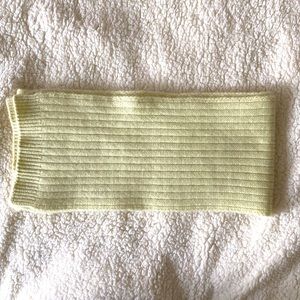 Ann Taylor Women 100% Cashmere Scarf green